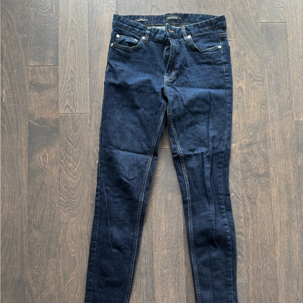 Blue Skinny Jeans with Classic Design